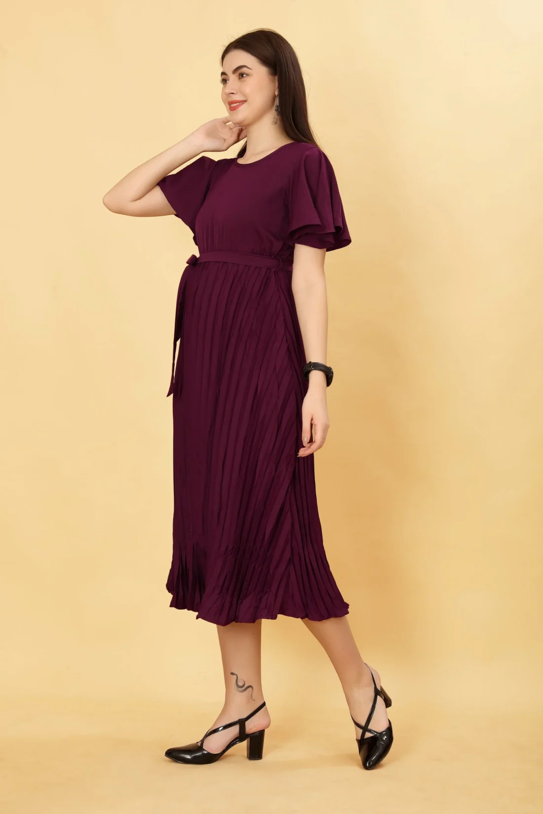 Elaaraa Solid Pleated Maxi Dress - Stylish Front Side Cross Full View