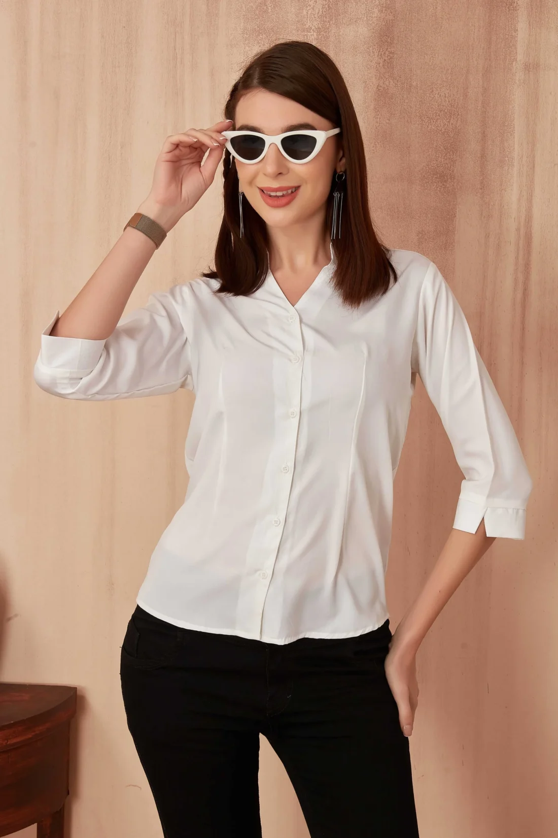 Elaaraa Classic Charm Shirt - Zoom View-White