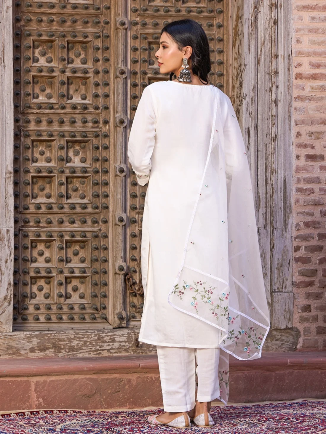 Elaaraa Embroidered Viscose Kurta Set - Back Side Full View